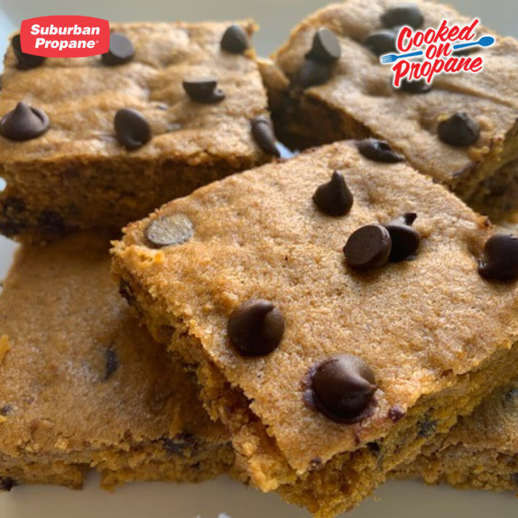 chocolate chip pumpkin bars